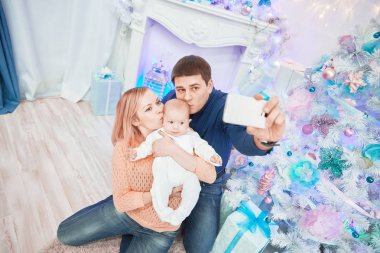 veliler de boş bir Noel kartı arıyorum onların bebek ile.