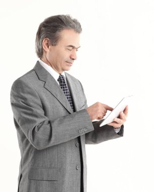 Beyaz arka plan üzerinde dijital tablet screen.isolated, işadamı işaret parmağı