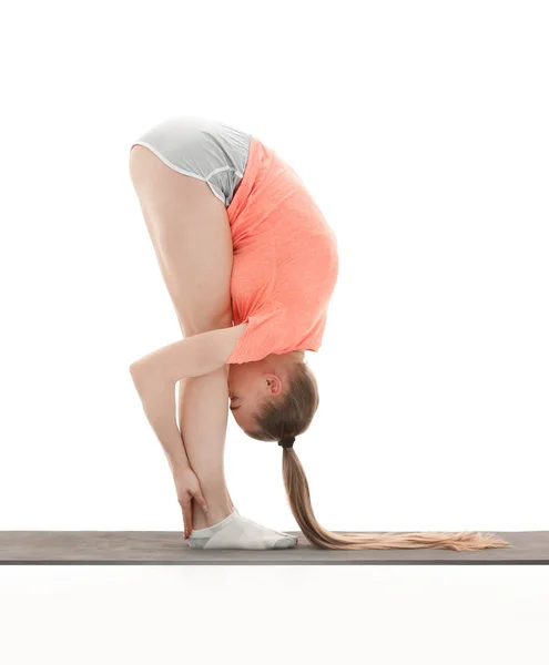 Moderna kvinnan gör stretching motion muskel — Stockfoto