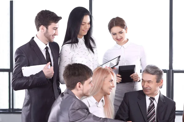 Businessman and business team discussing new information — Stock Photo, Image