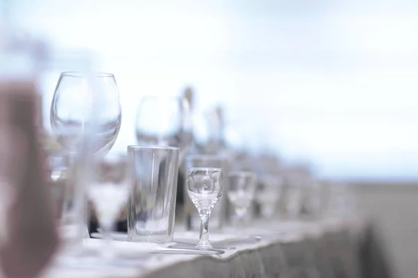 Close up.table no restaurante antes do banquete — Fotografia de Stock