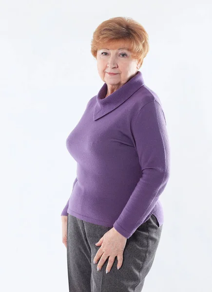 Retrato de una anciana mujer.aislado sobre fondo blanco —  Fotos de Stock