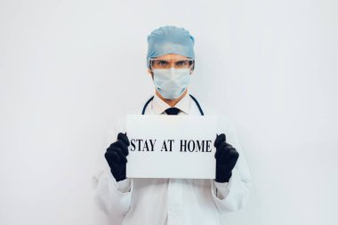 Kapat. Seni uyaran doktor, evde kal..
