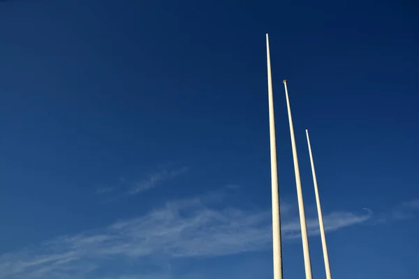 Empty Three Flag Staff Blue Sky Background — Stock Photo, Image