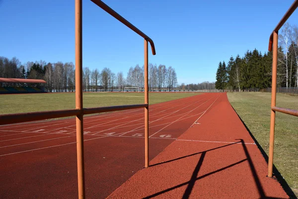 Estadio Provincial Pista Atletismo Vacía Con Valla Principios Primavera — Foto de Stock