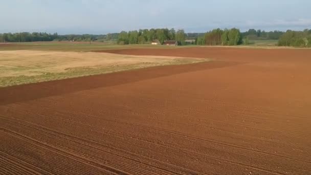 Våren Jordbruksmark Landskap Med Plogade Fält Antenn Utsikt — Stockvideo