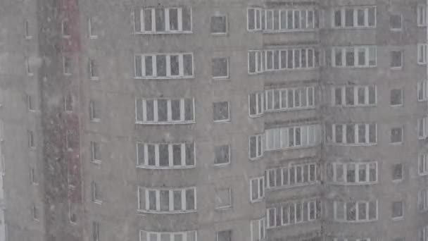 Winter Schneefall Hintergrund Der Stadt — Stockvideo