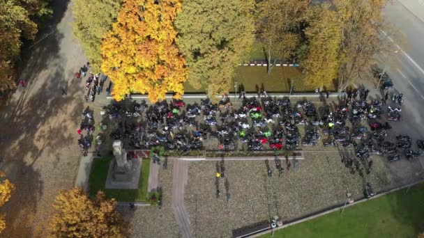 Motorcycle Bikers Autumn Town Square Lithuania Aerial View — Stock Video