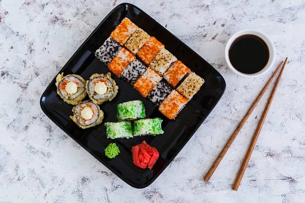 Sushi Roll Białym Tle Widok Góry — Zdjęcie stockowe