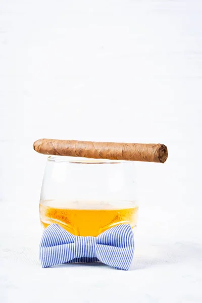 Szczęśliwego Dnia Ojca Koncepcja Vintage Widokiem Whisky Cygaro — Zdjęcie stockowe