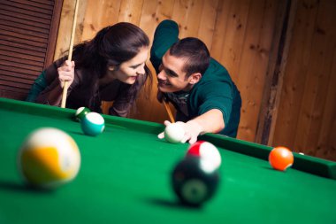 Çift havuz çalmaya