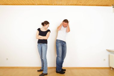 genç bir çift kavga