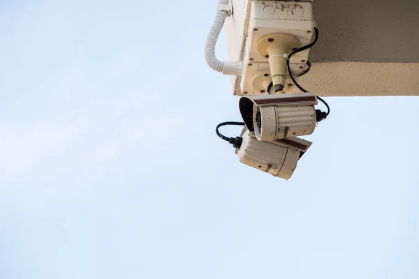Old security video camera. — Stock Photo, Image