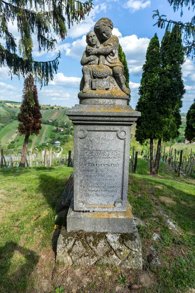 Kerk Van Heilige Drie Eenheid Lendavske Gorice Slovenië Begraafplaats — Stockfoto