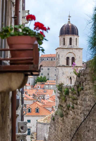 04 May 2019, Dubrovnik, Croacia. Arquitectura de la ciudad vieja . — Foto de Stock