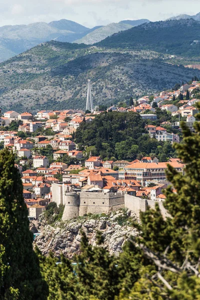 05 május 2019, Dubrovnik, Horvátország. Óvárosi építészet — Stock Fotó