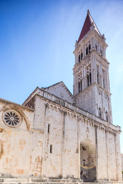 08 maja 2019, Trogir, Chorwacja. Katedry. — Zdjęcie stockowe