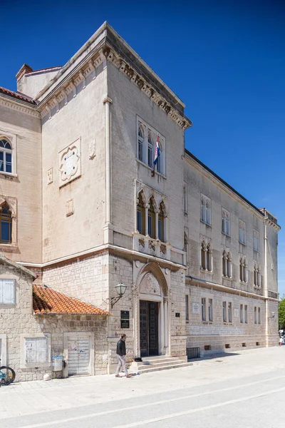 08 maja 2019, Trogir, Chorwacja. Portal Trogir — Zdjęcie stockowe