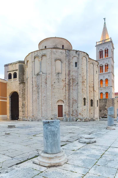 08 mei 2019. Zadar. Kroatië. Kerk van St. Donatus — Stockfoto