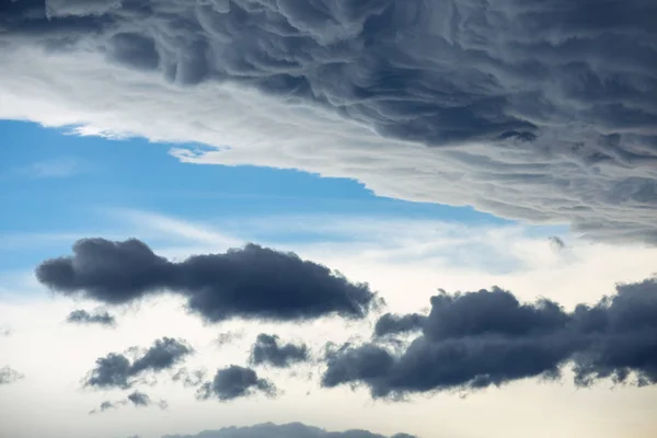 劇的な嵐の雲 — ストック写真