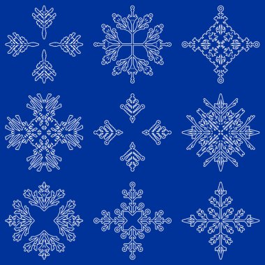 Koleksiyon artistik buz gibi soyut kristal kar kış Aralık dekorasyon grup veya koleksiyon olarak izole üzerinde arka plan pul. Buz veya Don güzel yıldız süs siluet veya sezon resmi