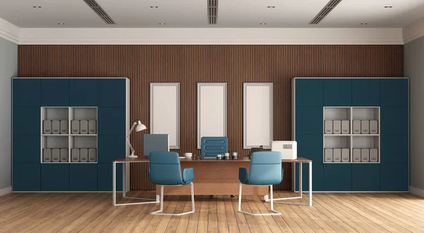 木製の壁に大きな机 オフィスチェア 本棚付きのミニマリストオフィス 3Dレンダリング — ストック写真