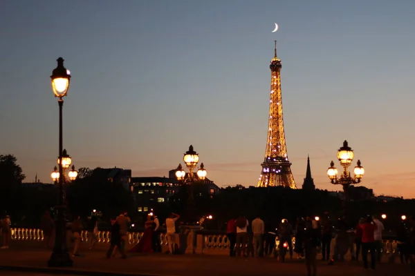 Eiffel Torony Hold — Stock Fotó