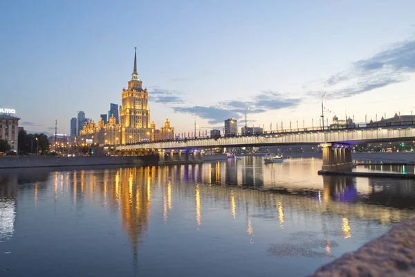 Večerní Pohled Hotel Radisson Royal Novoarbatského Most Moskva Rusko — Stock fotografie