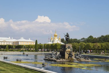 Rusya. Peterhof, üst Bahçe. 