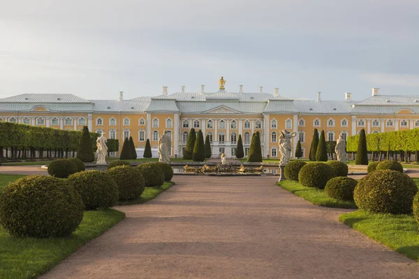 Russia Peterhof Giardino Superiore Vicolo Centrale — Foto Stock