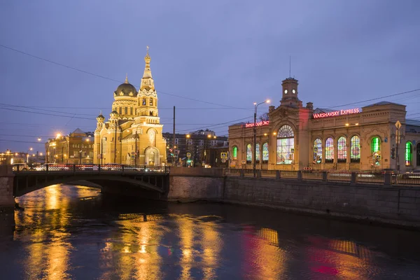 Russia San Pietroburgo Veduta Del Ponte Varsavia Del Complesso Commerciale Immagine Stock