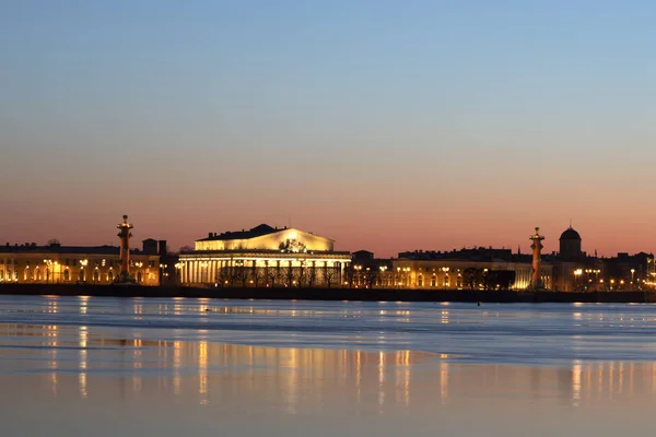Rússia São Petersburgo Vista Spit Vasilyevsky Island Pôr Sol — Fotografia de Stock