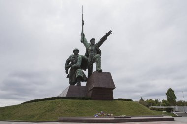 Kırım. Sivastopol. Asker ve denizci Anıtı