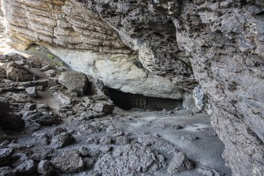 Kırım. Yeni Dünya. Golitsyn izi. Chaliapin Mağarası