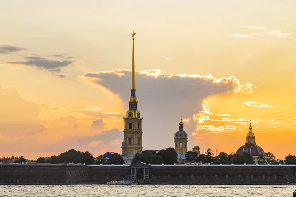 Petersburg Uitzicht Petrus Paulusvesting Bij Zonsondergang — Stockfoto