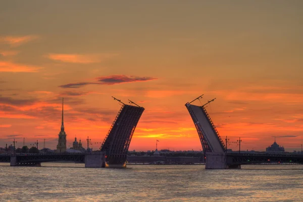 Rosja Rozwód Palace Bridge Petersburgu Biała Noc — Zdjęcie stockowe