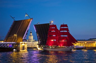 Rusya. St. Petersburg'da. Mezuniyet Festivali 