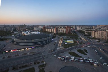Rusya. St. Petersburg'da. Üstte buz sarayı