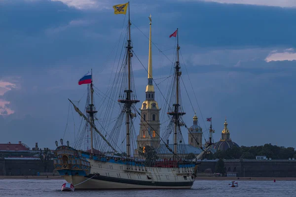 Rusland Sint Petersburg Zeilschip Poltava Peter Paul Vesting — Stockfoto