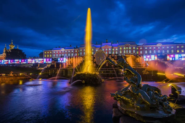 Russie Peterhof Fête Fontaine Vue Sur Fontaine Samson Grand Palais — Photo