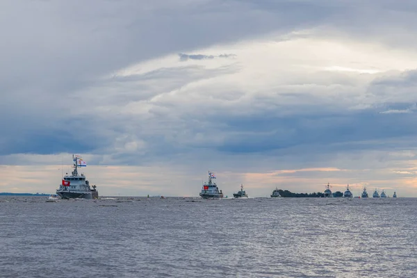 Rússia São Petersburgo Navio Guerra Área Água Golfo Finlândia — Fotografia de Stock