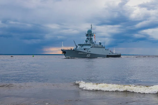 Rússia São Petersburgo Navio Guerra Área Água Golfo Finlândia — Fotografia de Stock