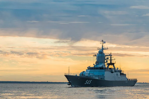 Rusia San Petersburgo Buque Guerra Zona Acuática Del Golfo Finlandia — Foto de Stock