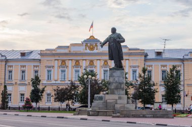 - Rusya. Tver. Lenin Meydanı. VI anıtı. Lenin.