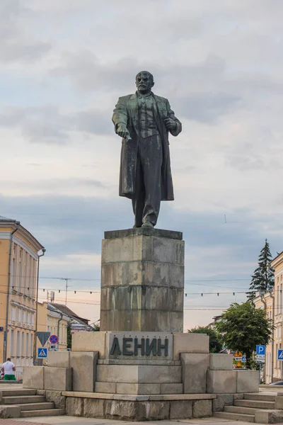 Росія Твер Площа Леніна Пам Ятник Ленін — стокове фото