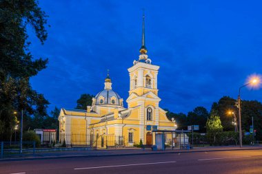 St. Petersburg 'da. Kızıl Köy. Kutsal Üçlü Kilisesi