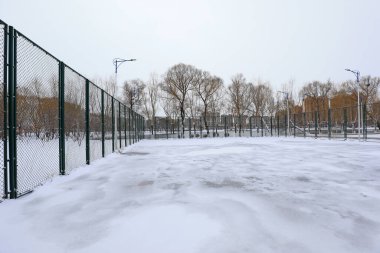 Kar tenis kortunu, Kuzey Çin 'i kapladı