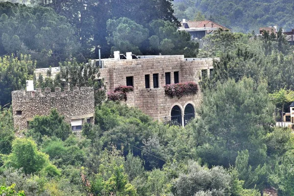 1 * Ein-Hod. İsrail köyde tek sanatçı. Güzel mimari. Bahar 2018.2 ** Ein-Hod. Yaratıcı aydınların liman. 1953 yılında kurulmuştur. Hayfa Bölgesi, mount Carmel, İsrail. Kutsal topraklar. 