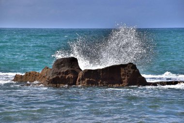 1 * Akko kenti eski liman. İsrail en ilginç şehirlerinden biri. Kentsel peyzaj. Bahar geldi. 2018.2 ** Akko. Dünyanın en eski noktalarından birini. Şehrin deniz ve antik çağ tarihi dolu olduğunu. MÖ 1500 yıllarında kurulan. 