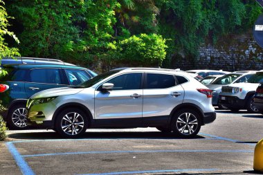 1 *** tatil beldesi Bellagio. Como eyaletinde. Lombardy Bölgesi. İtalya. Avrupa. Kentsel peyzaj. Yaz 2018.2 **** Como Gölü'nün pitoresk kasaba Bellagio the pearl. Kuzey İtalya. Alpler'in eteklerinde